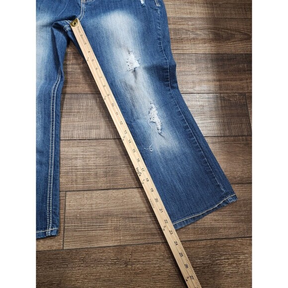 Sizzle Brand Jeans Capri Embellished Back Pockets Medium Washed  Size 9 BLING - Picture 7 of 7